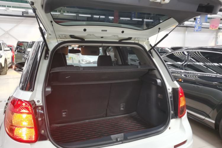 Used Suzuki SX4 2016 1.6L Automatic Classic Edition
