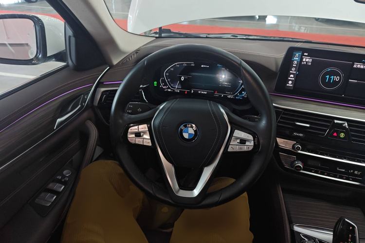 Used BMW 5 Series New Energy 2022 535Le Luxury Package
