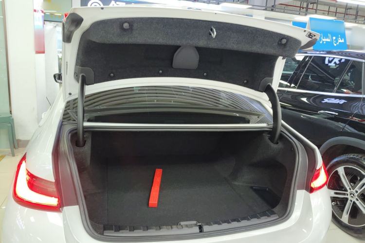 Used BMW i3 2024 eDrive 35 L
