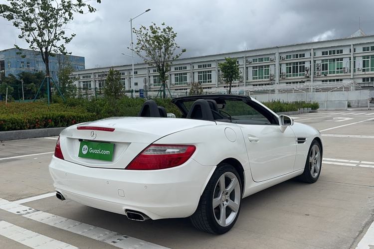 Used Mercedes-Benz SLK-Class 2011 SLK 200 Fashion Model
