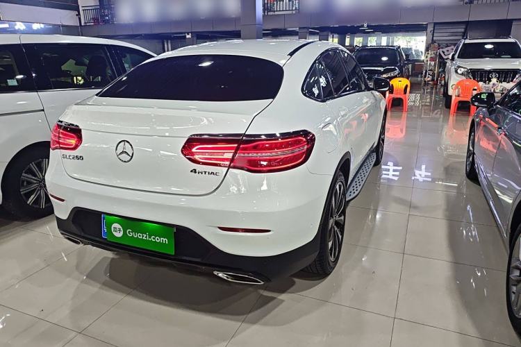 Used Mercedes-Benz GLC Coupe 2019 GLC 260 4MATIC Coupe SUV
