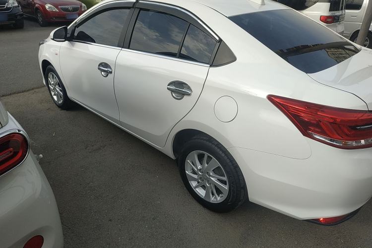 Used Toyota YARiS L 2017 1.5E CVT Dynamic Edition
