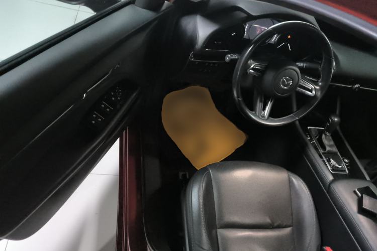 Used Mazda Mazda 3 Axela 2021 2.0L Automatic ZhiZun Edition
