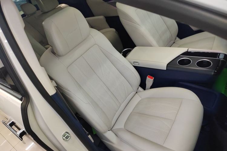 Used Buick GL8 New Energy 2024 Lu Zun Luxury Edition 7-Seater
