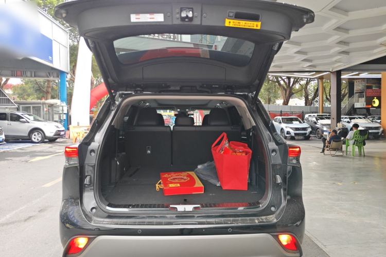 Used Toyota Highlander 2022 Dual-Engine 2.5L Four-Wheel Drive Prestige Version 7 Seats