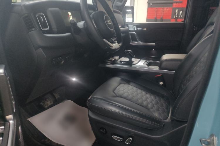 Used  T01 2025 2.0T Changfeng