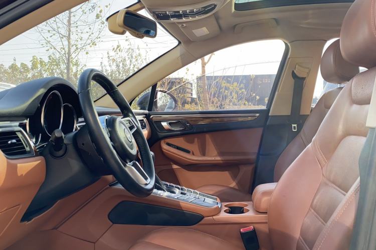 Used Zotye SR9 2017 2.0T Automatic Ultimate Dream Edition
