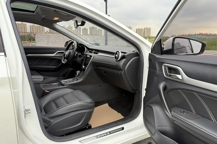 Used MG 6 2017 20T Automatic Luxury Smart Connect Version China V Standard
