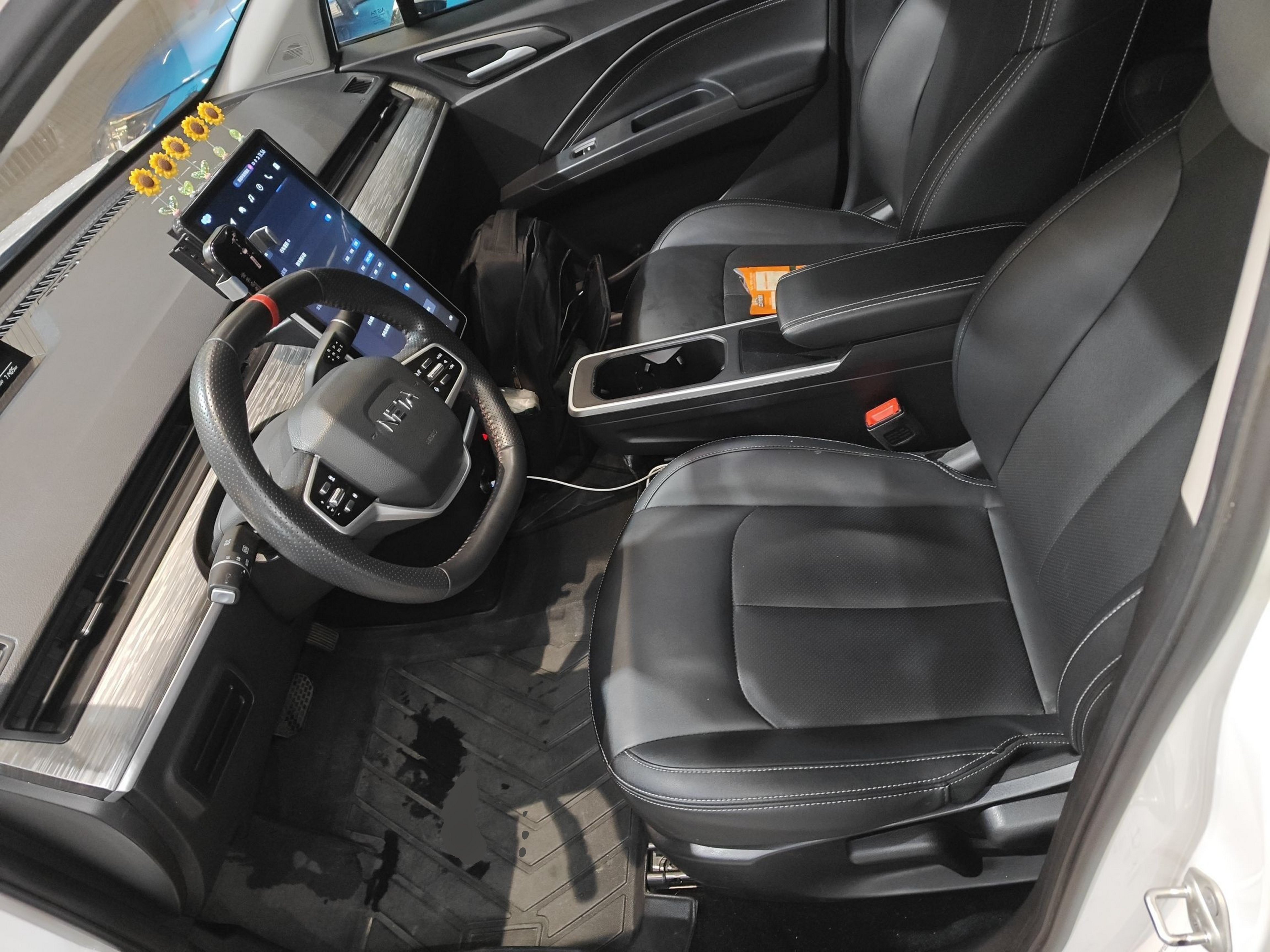 Переднее сиденье в автомобиле