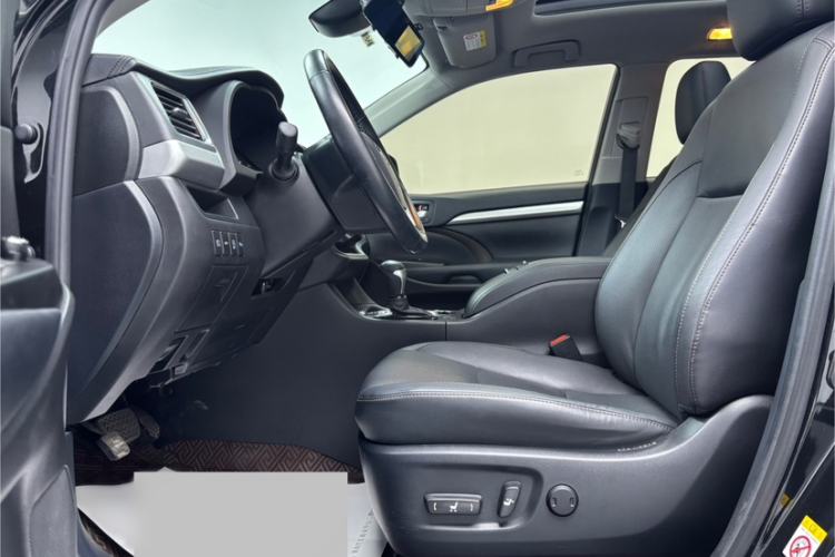 Used Toyota Highlander 2021 2.0T Four-Wheel Drive Luxury Edition 7 Seats
