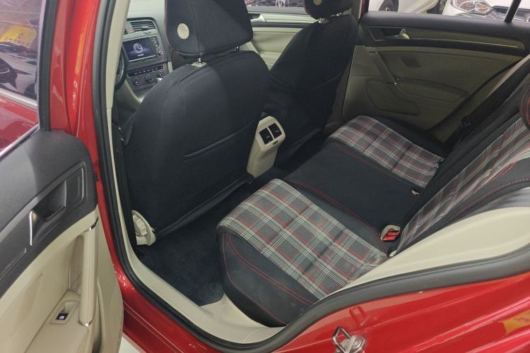 Used Volkswagen Golf 2014 1.4TSI Automatic Luxury Model