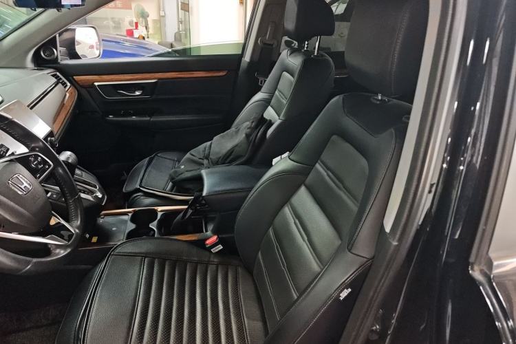 Used Honda CR-V 2021 240TURBO CVT 2WD Fashion Edition