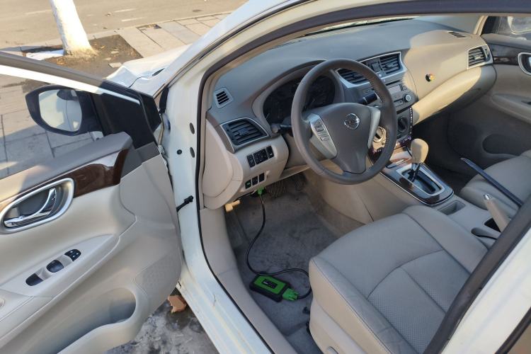 Used Nissan Sylphy 2014 1.6XV CVT Deluxe Edition
