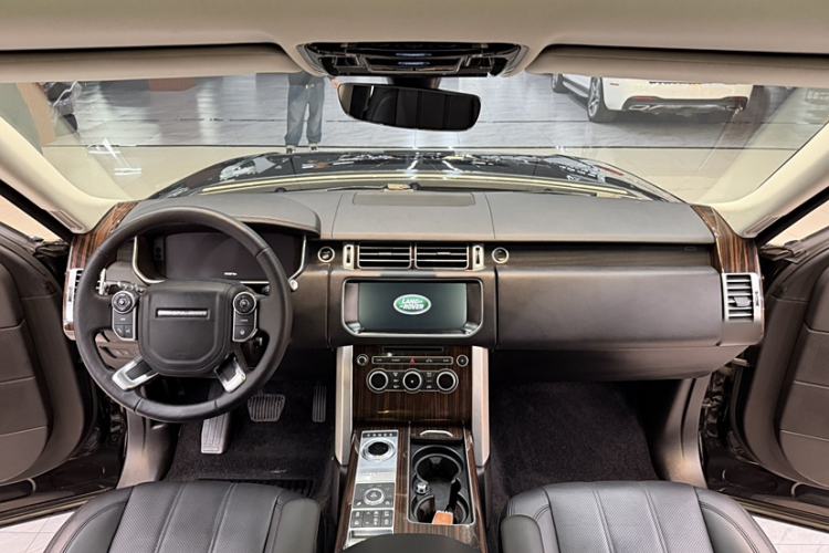 Used Land Rover Range Rover 2017 3.0 SC V6 Vogue SE Long-Wheelbase Edition
