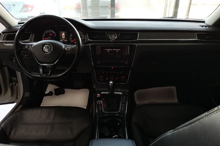 Used Volkswagen Passat 2017 330TSI DSG Prestige Edition