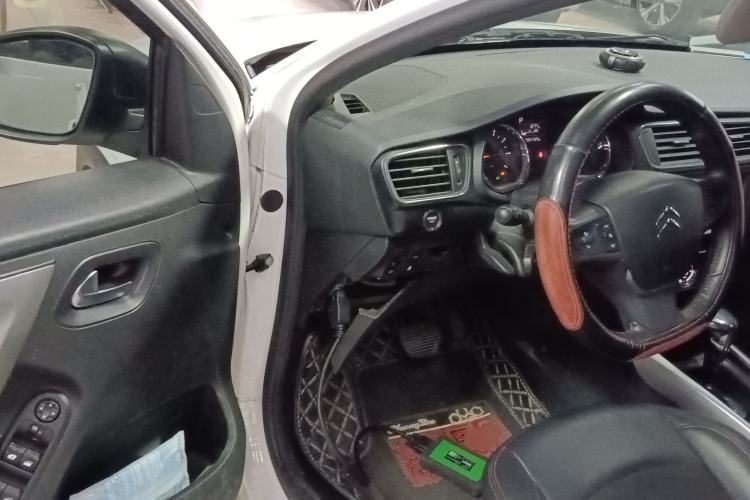 Used Citroen C3-XR 2015 1.6L Automatic Smart Version