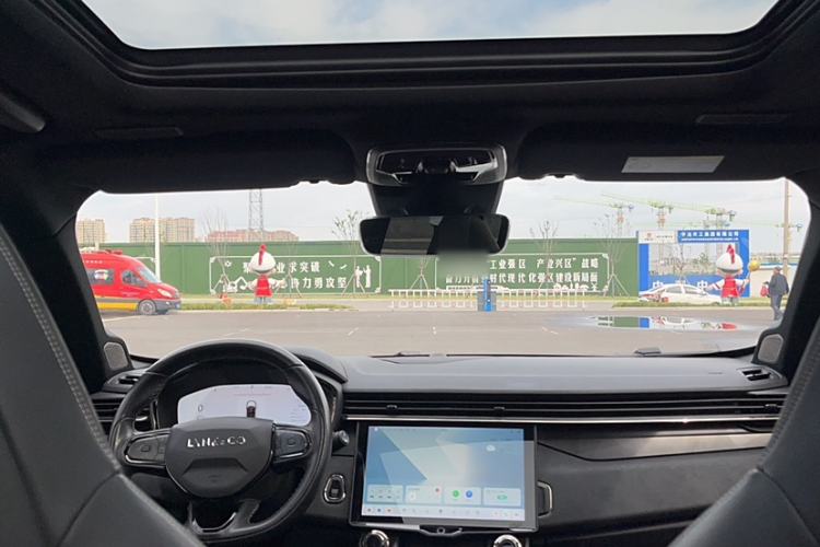 Used Lynk & Co 01 EM-P 2023 1.5TD EM-P Dawn Edition
