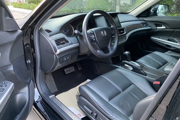 Used Honda Crosstour 2016 2.4L Luxury Edition
