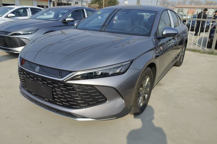 Used BYD Qin L 2025 DM-i Smart Drive 80KM Leading Model