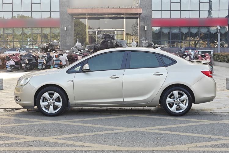 Used Buick GT 2013 GT 1.6T Automatic Fashion Sport Edition