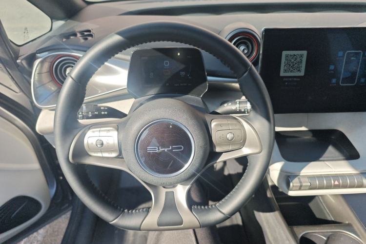 Used BYD Dolphin 2021 405 km Fashion Edition
