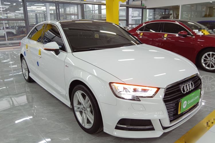 Used Audi A3 2019 Limousine 35 TFSI Fashion Edition China V standard