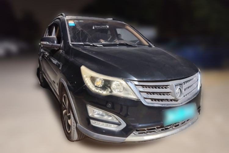 Used Baojun 560 2015 1.8L Manual Luxury Model