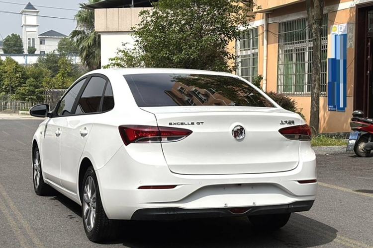 Used Buick GT 2021 1.3T Automatic Mild Hybrid Elite Version
