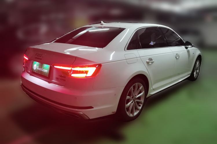 Used Audi A4L 2019 40 TFSI Fashion Edition China VI Emission Standard
