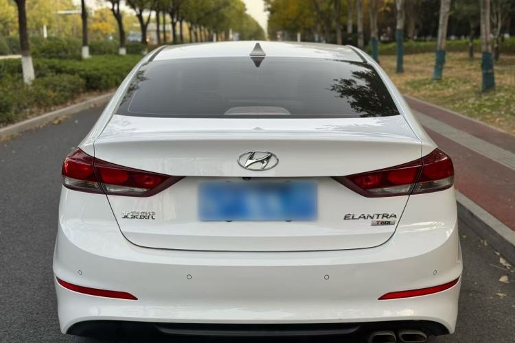 Used Hyundai Elantra 2016 1.4T Dual-Clutch Xuan Dong · Dynamic Version
