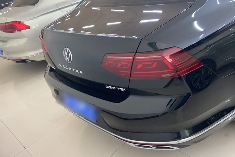 Used Volkswagen Magotan 2025 Revised Version Zhongxiang Edition 330TSI DSG Luxury Trim
