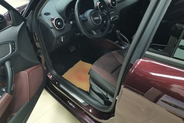 Used Audi A1 2016 30 TFSI Sportback Design Fashion Edition
