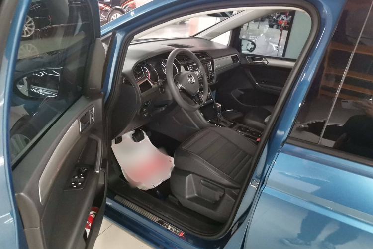 Used Volkswagen Touran 2018 Volkswagen Touran L 280TSI DSG Comfort Edition 7 Seats China V Emission Standard
