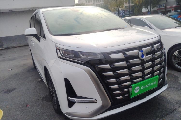 Used Denza D9 2022 DM-i 970 Four-Wheel Drive Flagship Model