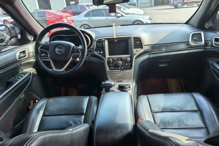 Used  Grand Cherokee 2014 3.6L Elite Navigation Edition