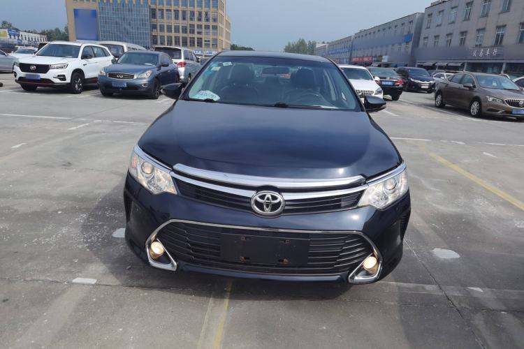 Used Toyota Camry 2016 2.0G 10th Anniversary Leading Edition
