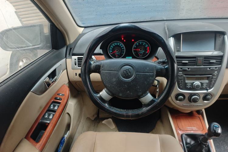 Used Buick Excelle 2011 1.6 LX-MT