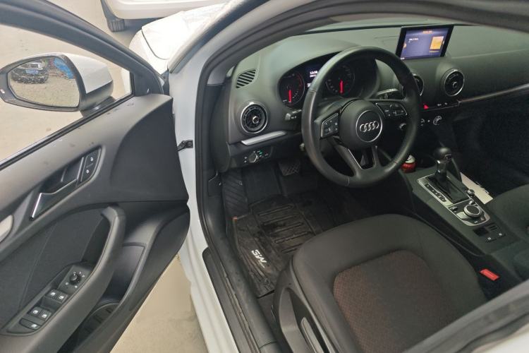 Used Audi A3 2020 Restyled Sportback 35 TFSI Entry-Level China VI Emission Standard