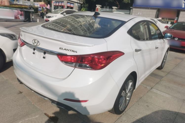 Used Hyundai Elantra 2015 1.6L Automatic Luxury Model