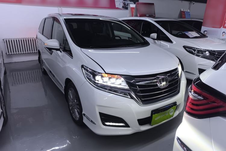 Used Honda Elysion 2016 2.4L Supreme Edition
