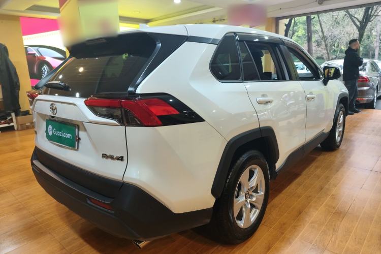 Used Toyota RAV4 2023 2.0L CVT Two-Wheel Drive Urban Edition
