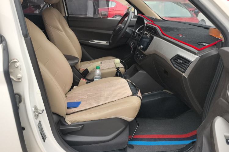 Used Wuling Hongguang 2019 1.5L S Comfort Edition China VI LAR
