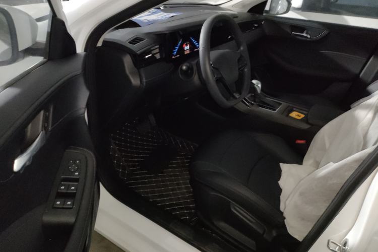 Used Roewe i5 2023 1.5L CVT Luxury Edition
