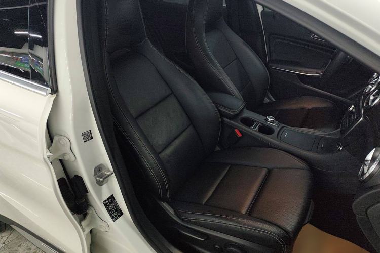 Used Mercedes-Benz GLA 2016 GLA 200 Fashion Model