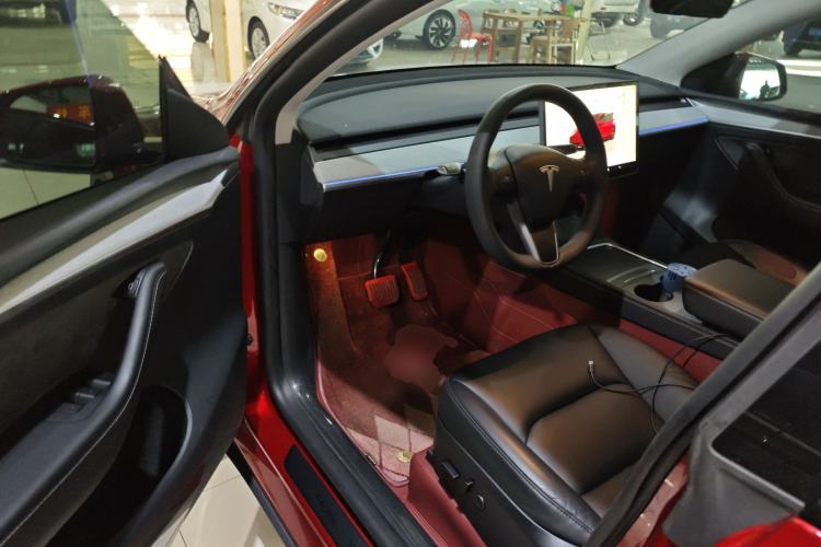 Used Tesla Model Y 2024 Rear-Wheel-Drive Version