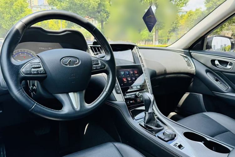 Used Infiniti Q50 2014 3.7L Comfort Edition

