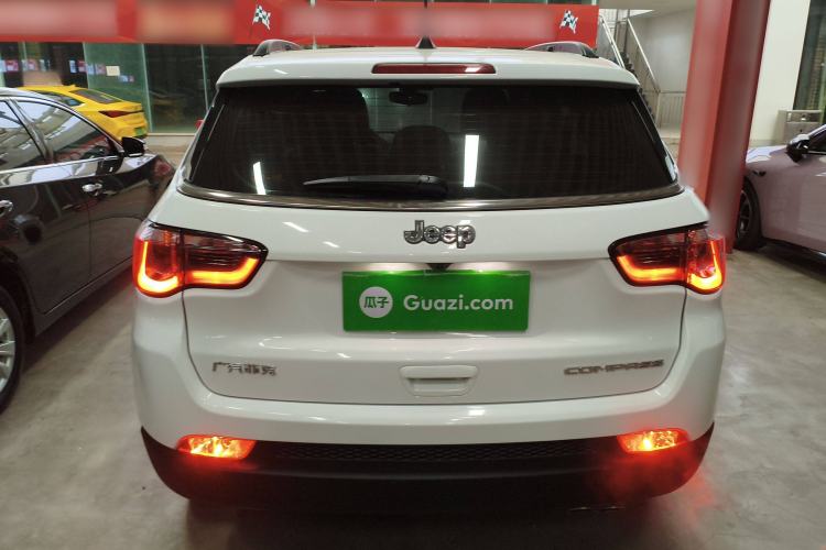 Used  Compass 2019 220T Automatic Enjoyment Version
