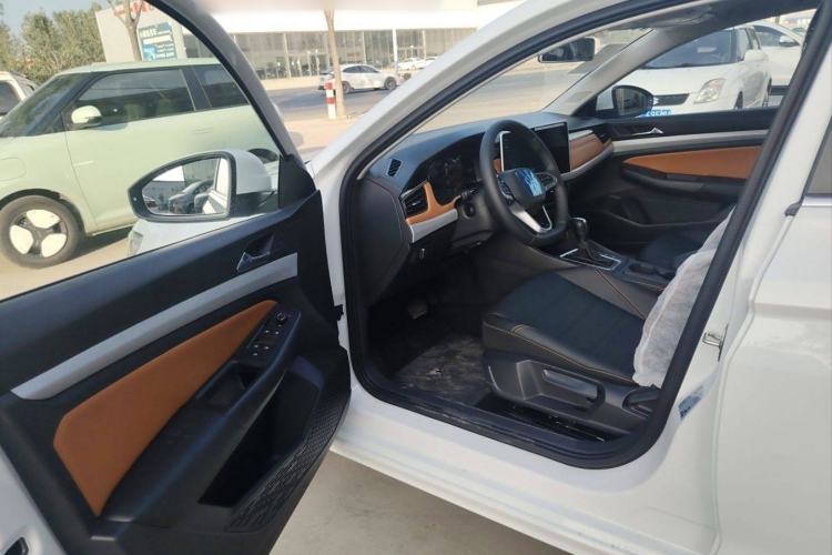 Used Volkswagen Bora 
