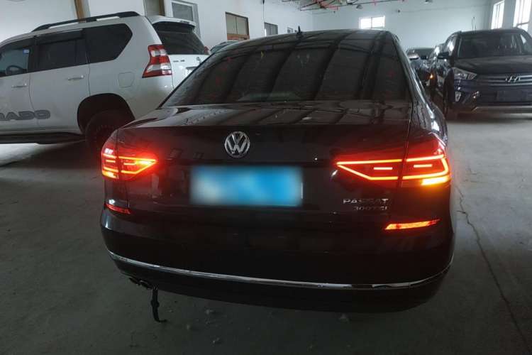 Used Volkswagen Passat 2017 1.8TSI DSG Government Procurement Version (CEA Engine)
