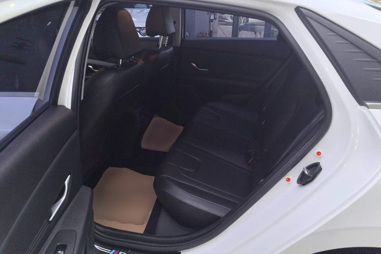 Used Hyundai Elantra 2022 1.5L CVT GLX Elite Edition
